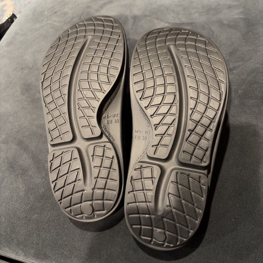 OOFOS OOahh Luxe Slide - Women's Sz 7 in Atlantis - Picture 7 of 8